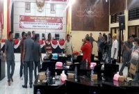 Situasi di Ruang Paripurna DPRD Ende, Kamis (14/11/2024).