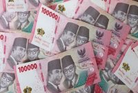 Ilustrasi uang. KUR BRI 2025. Tabel KUR BRI 2025. Syarat KUR BRI 2025. Cara mengajukan KUR BRI 2025.(SHUTTERSTOCK/VERRA WIDHI)


