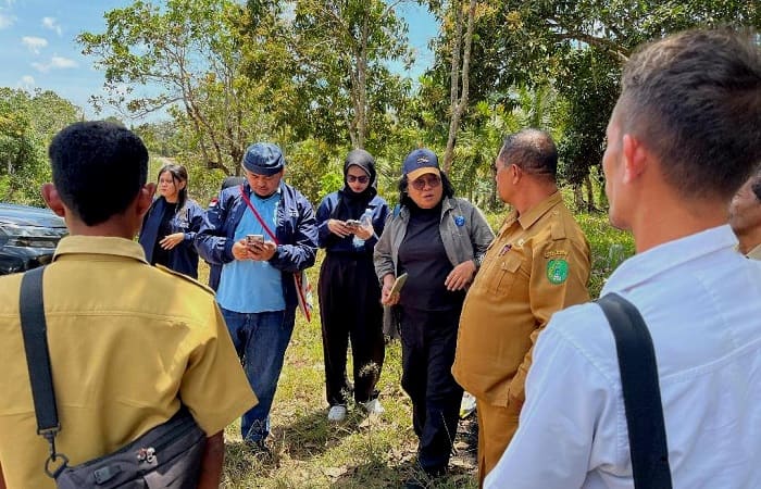 Tim Ekspedisi Patriot ITB lakukan Kunjungan Lapangan ke Kecamatan Riung Barat, Kabupate Ngada. (Dokumentasi  TEP ITB Bajawa)