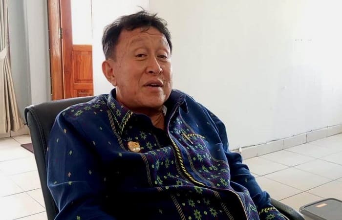 Wakil Bupati Mabar, Yulianus Weng