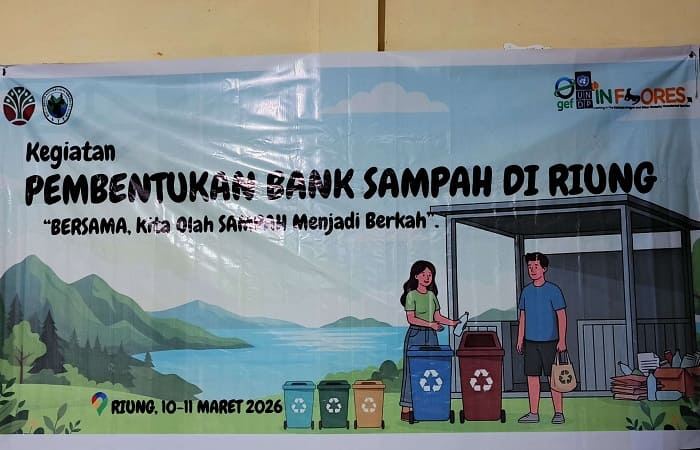 Pembentukan kelompok bank sampah di Kecamatan Riung,Kabupaten Ngada.