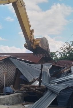 Penataan Ruang dan Hak Asasi (Catatan atas Kisah Penggusuran di Jalan Irian Jaya Ende)