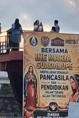 Dalam Pelukan Ine Maria Guadalupe