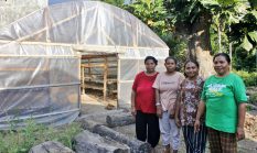 Kelompok Perempuan Petani Kelapa Desa Lambunga, Mandiri Ekonomi Berkat Mengolah Produk Turunan Kelapa