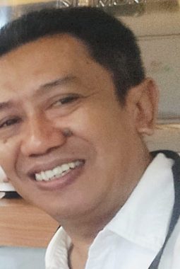 Reo dan Pilihan Masa Depan: Membangun dari Laut atau Menggali dari Perut Bumi?