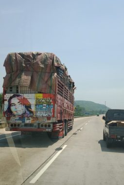 Anatomi Krisis Keselamatan Angkutan Barang