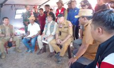 Menko PMK, Kepala BNPB, dan Asops Kapolri Tinjau Korban Gempa di Reok