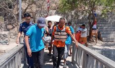 Tim SAR Gabungan Evakuasi WNA Cina yang Terjatuh Saat Pendakian di Pulau Padar
