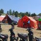 Warga Kecamatan Reok, Kabupaten Manggarai Bertahan diTenda Pengungsian.
