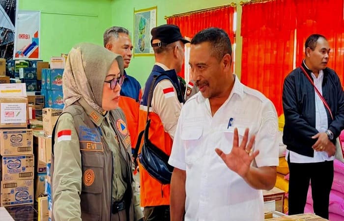 Deputi V BNPB dan Wabup gada,Bernadinus Dhey gebu.