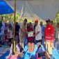 Pengurus PMi Pusat dan PMI Kabupaten Ende serahkan bantuan non food untuk pengungsi di Kelurahan Rewarangga Selatan,Kabupaten Ende.
