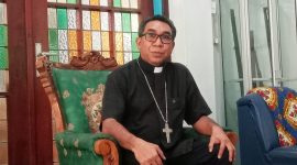 Uskup Larantuka Mgr Yohanes Hans Monteiro