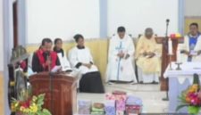Perayaan syukur tahbisan imamat RP. Fransiskus Carli Kau, SVD di Paroki St Fransiskus dan St Clara Aimere pada Jumat (16/10/2026).